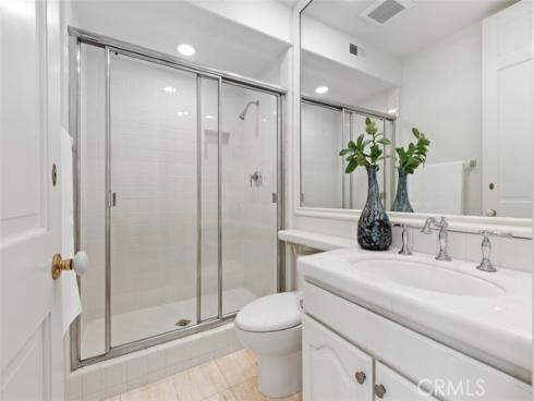 2  Belcourt  , Newport Beach, CA