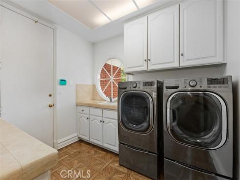 2  Belcourt  , Newport Beach, CA
