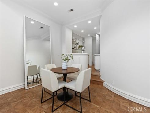 2  Belcourt  , Newport Beach, CA