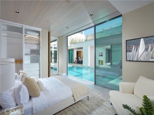 1220 W Bay Avenue, Newport Beach, CA