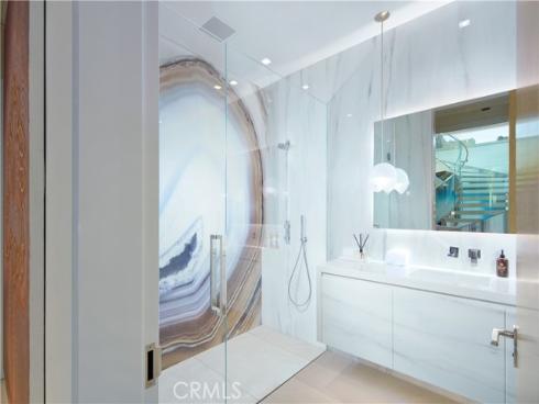 1220 W Bay Avenue, Newport Beach, CA