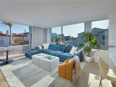 1220 W Bay Avenue, Newport Beach, CA
