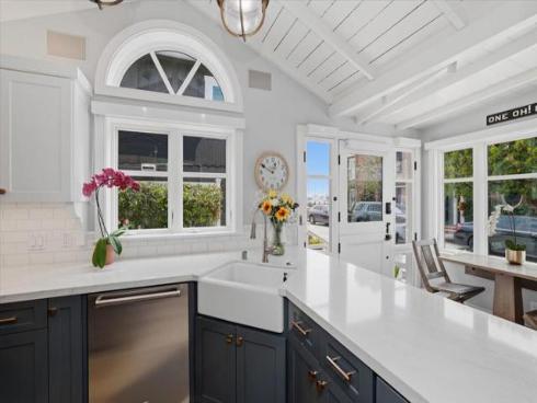 104  Onyx   Avenue, Newport Beach, CA
