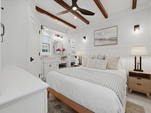 104  Onyx   Avenue, Newport Beach, CA