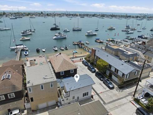104  Onyx   Avenue, Newport Beach, CA