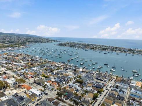 104  Onyx   Avenue, Newport Beach, CA