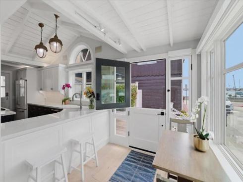 104  Onyx   Avenue, Newport Beach, CA
