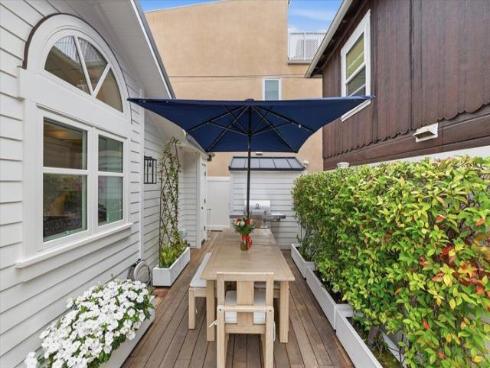104  Onyx   Avenue, Newport Beach, CA