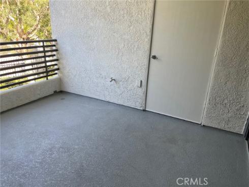 230  Lille Lane 204  , Newport Beach, CA