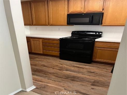 230  Lille Lane 204  , Newport Beach, CA