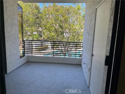 230  Lille Lane 204  , Newport Beach, CA