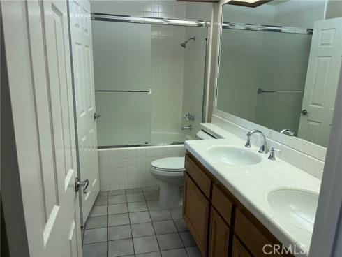 230  Lille Lane 204  , Newport Beach, CA
