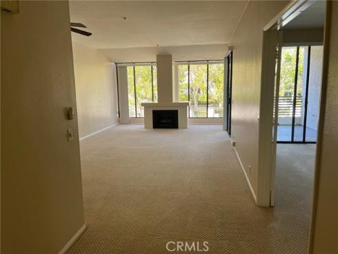230  Lille Lane 204  , Newport Beach, CA