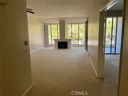 230  Lille Lane 204  , Newport Beach, CA