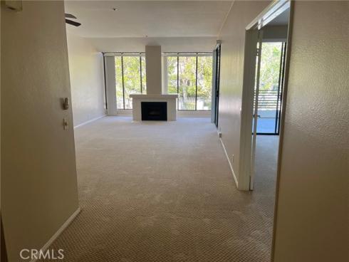 230  Lille Lane 204  , Newport Beach, CA