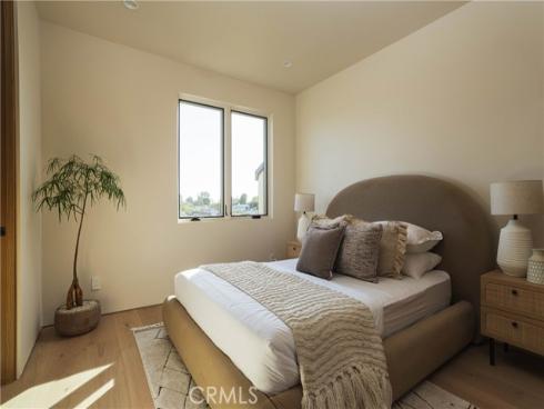 1738  Paloma   Drive, Newport Beach, CA