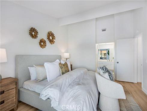 2952  Quedada  , Newport Beach, CA