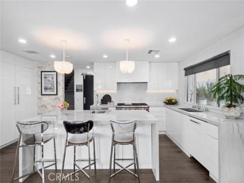 500  Harbor Island   Drive, Newport Beach, CA