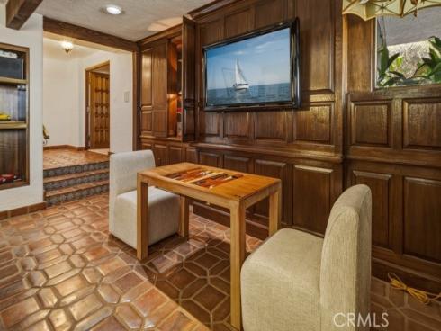 2  Trafalgar  , Newport Beach, CA