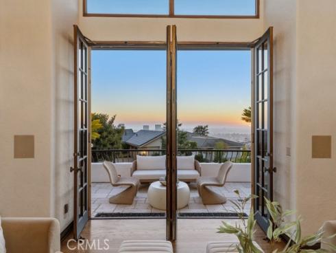 2  Trafalgar  , Newport Beach, CA