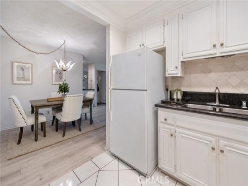 102  Scholz  234 , Newport Beach, CA