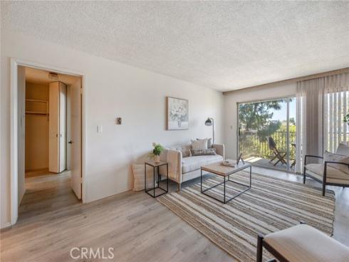 102  Scholz  234 , Newport Beach, CA