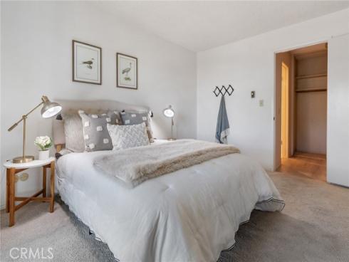 102  Scholz  234 , Newport Beach, CA