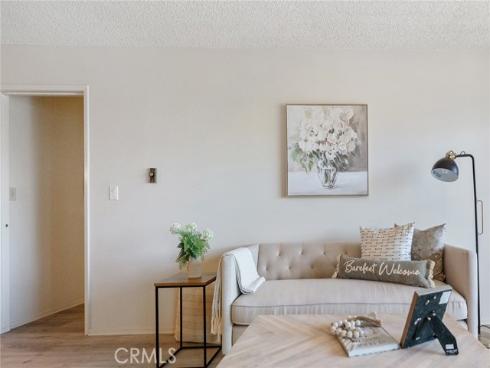 102  Scholz  234 , Newport Beach, CA