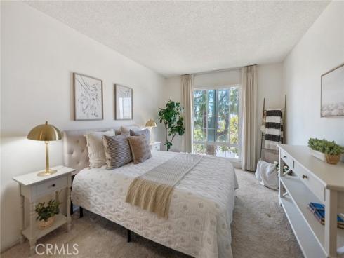 102  Scholz  234 , Newport Beach, CA