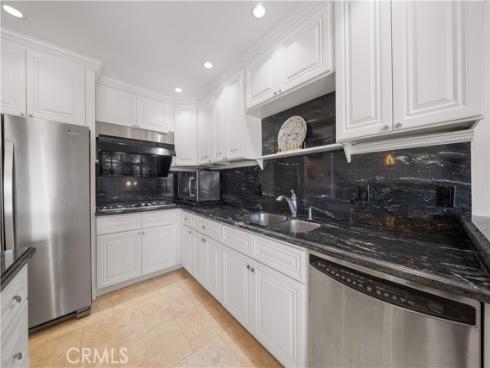 2326  Vista Hogar  , Newport Beach, CA