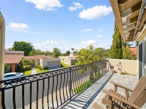 2326  Vista Hogar  , Newport Beach, CA