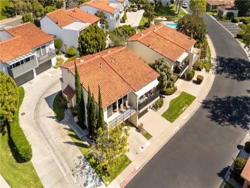 2326  Vista Hogar  , Newport Beach, CA