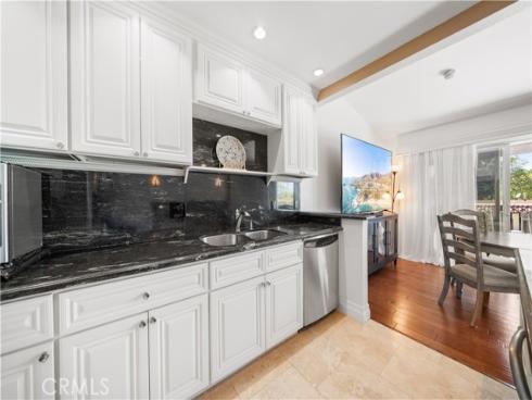 2326  Vista Hogar  , Newport Beach, CA