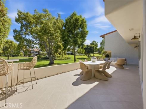 539  Vista Flora  , Newport Beach, CA