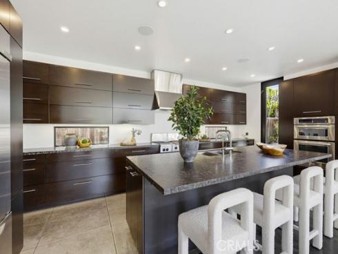 2534  Vista Baya  , Newport Beach, CA