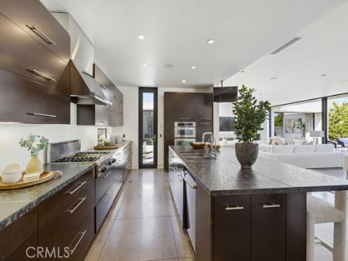 2534  Vista Baya  , Newport Beach, CA
