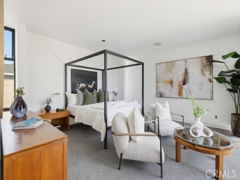 2534  Vista Baya  , Newport Beach, CA