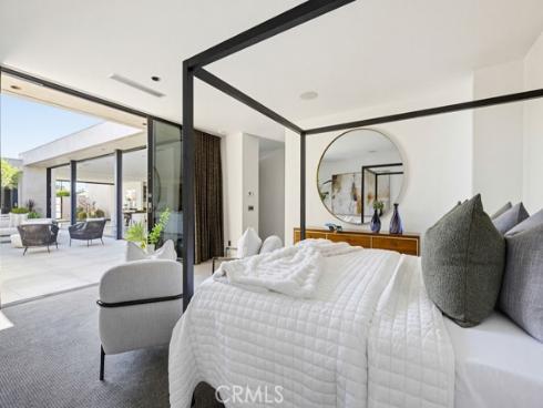 2534  Vista Baya  , Newport Beach, CA