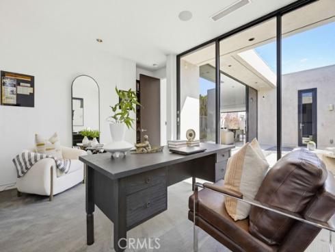 2534  Vista Baya  , Newport Beach, CA
