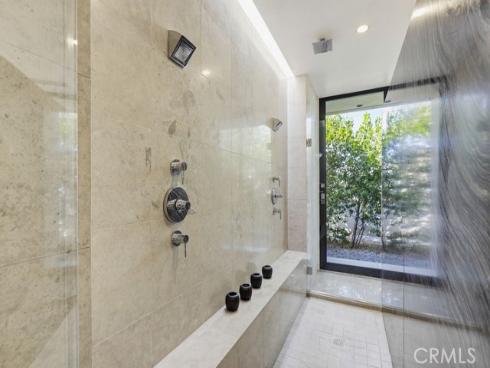2534  Vista Baya  , Newport Beach, CA
