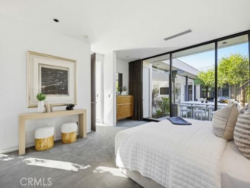 2534  Vista Baya  , Newport Beach, CA