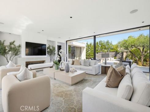 2534  Vista Baya  , Newport Beach, CA