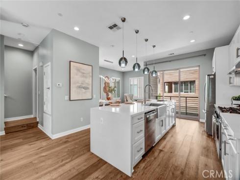25  Ebb Tide  , Newport Beach, CA