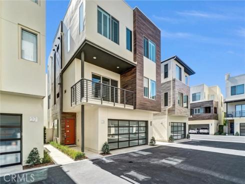 25  Ebb Tide  , Newport Beach, CA
