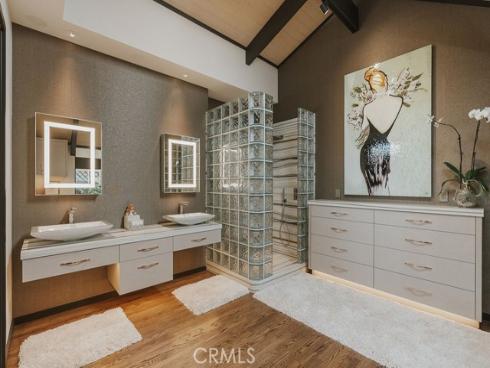 1534  Santiago  , Newport Beach, CA