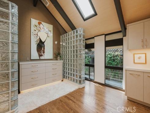 1534  Santiago  , Newport Beach, CA