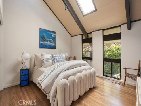 1534  Santiago  , Newport Beach, CA