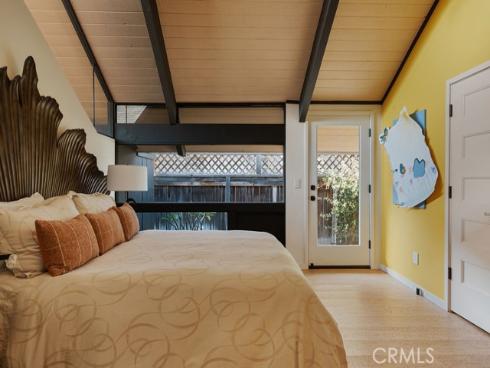1534  Santiago  , Newport Beach, CA
