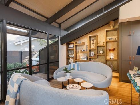 1534  Santiago  , Newport Beach, CA