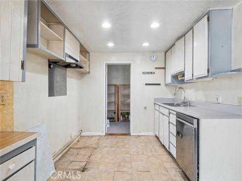 3214  Broad   Street, Newport Beach, CA